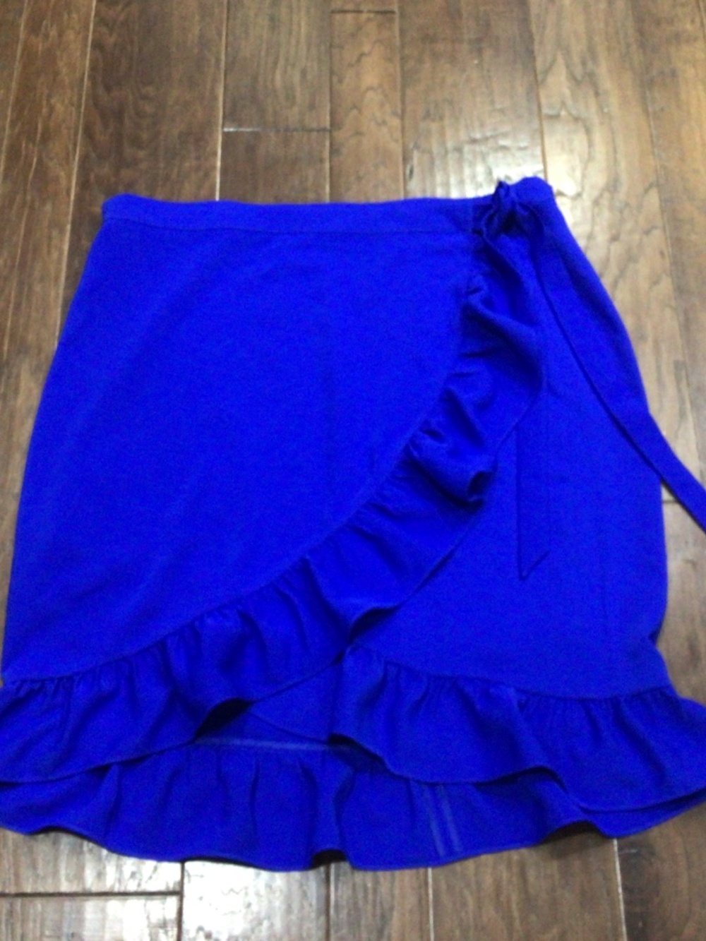 Express Royal blue wraparound skirt size XL/TG. Excellent shape.